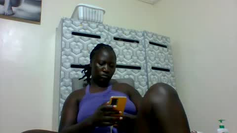 lindah32 online show from 03-04-25, 05:45