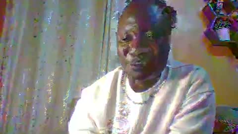 lindah32 online show from 09-25-25, 01:20