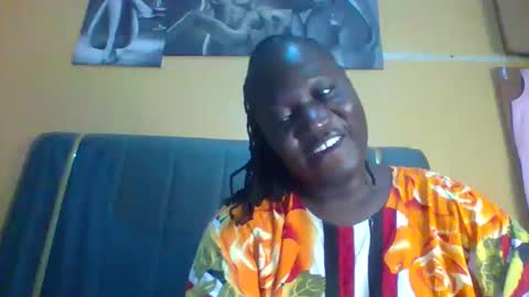 lindah32 online show from 10-04-25, 12:41