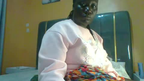 lindah32 online show from 06-28-26, 07:42