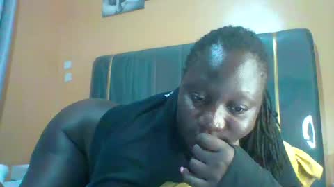lindah32 online show from 07-03-26, 11:11