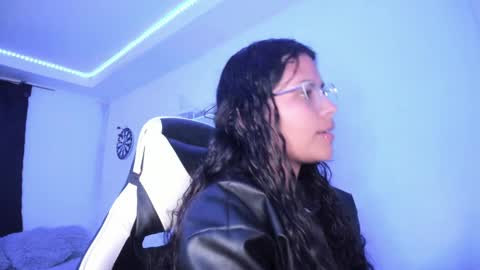  Lady  online show from 01-24-25, 05:21