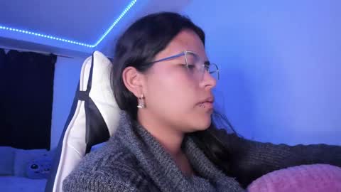  Lady  online show from 02-25-25, 05:08