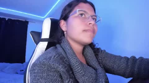  Lady  online show from 03-11-25, 06:21