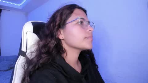  Lady  online show from 09-21-25, 04:25