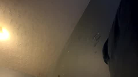 Snapshot of ladybug9097 chatting on 12-25-24, 07:13 RockStar Couple online show from 12-25-24, 07:13