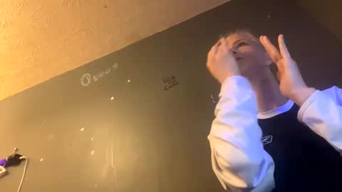 Snapshot of ladybug9097 chatting on 01-07-25, 05:01 RockStar Couple online show from 01-07-25, 05:01