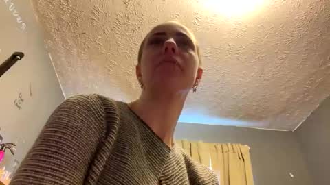 Snapshot of ladybug9097 chatting on 03-09-25, 09:03 RockStar Couple online show from 03-09-25, 09:03