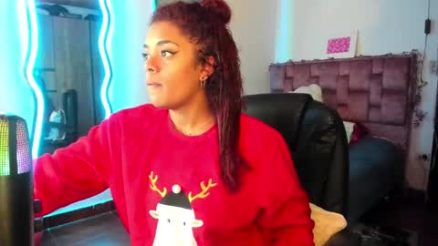 Snapshot of ladydanniela chatting on 12-25-24, 07:57 leidy daniela online show from 12-25-24, 07:57