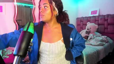 Snapshot of ladydanniela chatting on 01-10-25, 01:09 leidy daniela online show from 01-10-25, 01:09