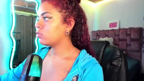 Snapshot of ladydanniela chatting on 01-15-25, 05:50 leidy daniela online show from 01-15-25, 05:50