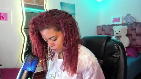 Snapshot of ladydanniela chatting on 02-23-25, 06:49 leidy daniela online show from 02-23-25, 06:49