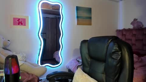 Snapshot of ladydanniela chatting on 03-03-25, 07:43 leidy daniela online show from 03-03-25, 07:43