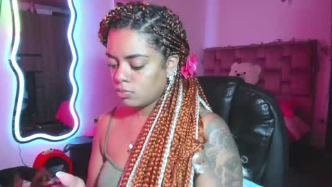 Snapshot of ladydanniela chatting on 02-11-26, 01:38 leidy daniela online show from 02-11-26, 01:38