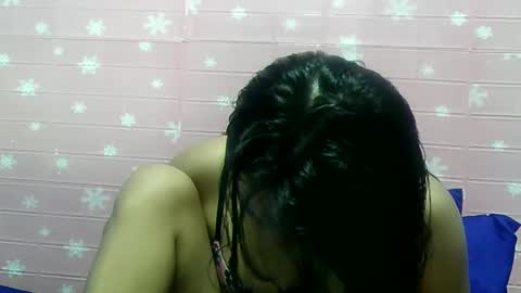 ladyinred201 online show from 12-28-24, 06:28