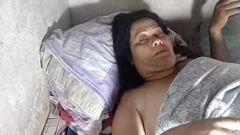 Snapshot of ladyjelyn69 chatting on 02-13-26, 02:57 ladyjelyn69 online show from 02-13-26, 02:57