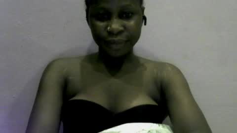 Snapshot of ladylilasexy chatting on 06-08-26, 08:42 sexylila online show from 06-08-26, 08:42