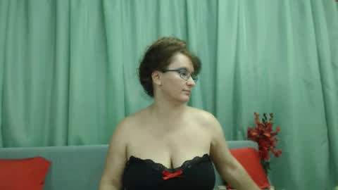 Nicole.... online show from 12-07-24, 01:18