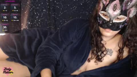 Snapshot of ladymeteor chatting on 10-06-25, 07:00 Lady Meteor online show from 10-06-25, 07:00