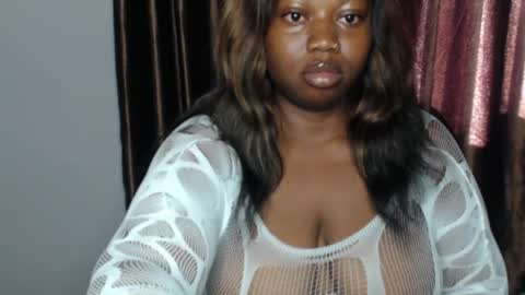 Snapshot of ladynina_ninss chatting on 05-10-26, 08:52 youngladynina online show from 05-10-26, 08:52