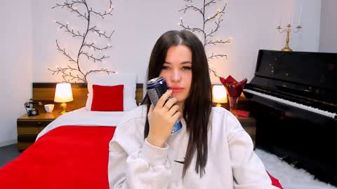 Snapshot of ladyofcandy chatting on 02-07-25, 05:10 Amelia online show from 02-07-25, 05:10
