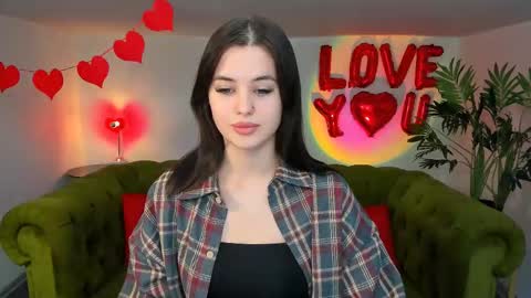 Snapshot of ladyofcandy chatting on 02-18-25, 01:00 Amelia online show from 02-18-25, 01:00