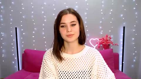 Snapshot of ladyofcandy chatting on 02-20-25, 01:19 Amelia online show from 02-20-25, 01:19