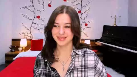Snapshot of ladyofcandy chatting on 03-07-25, 01:18 Amelia online show from 03-07-25, 01:18