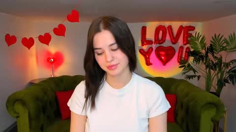 Snapshot of ladyofcandy chatting on 03-11-25, 01:12 Amelia online show from 03-11-25, 01:12