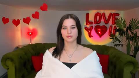 Snapshot of ladyofcandy chatting on 03-12-25, 04:24 Amelia online show from 03-12-25, 04:24