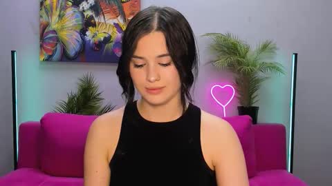Snapshot of ladyofcandy chatting on 09-20-25, 08:59 Amelia online show from 09-20-25, 08:59