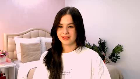 Snapshot of ladyofcandy chatting on 09-28-25, 06:57 Amelia online show from 09-28-25, 06:57