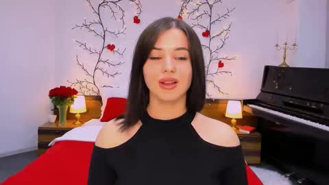 Snapshot of ladyofcandy chatting on 10-04-25, 01:31 Amelia online show from 10-04-25, 01:31