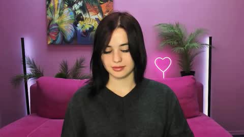 Snapshot of ladyofcandy chatting on 10-08-25, 06:11 Amelia online show from 10-08-25, 06:11