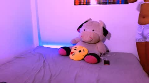 laura online show from 12-17-25, 03:23