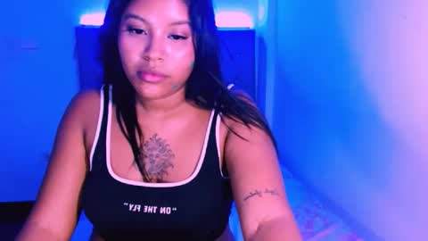 laura online show from 04-11-26, 08:07