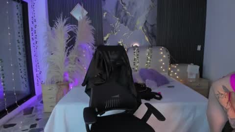 Lady  online show from 02-13-26, 04:52