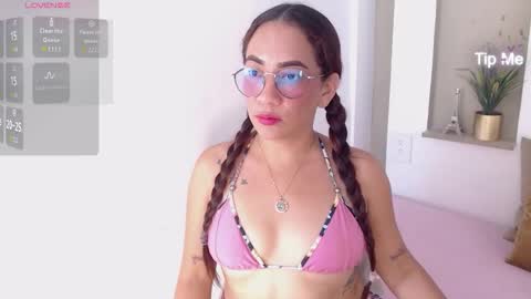 Isabella  online show from 03-06-26, 08:38