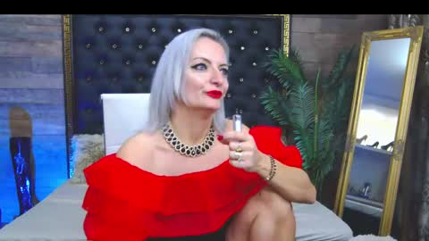 Snapshot of ladytouch chatting on 12-20-24, 05:47 ladytouch online show from 12-20-24, 05:47