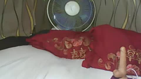 LadyXSnakes online show from 01-27-25, 04:43