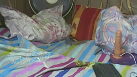 LadyXSnakes online show from 02-01-25, 07:47