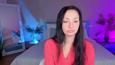 Snapshot of ladyynoir chatting on 07-14-26, 05:12 Kate online show from 07-14-26, 05:12