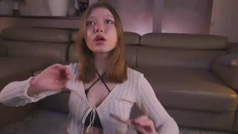 laelneizer online show from 07-05-26, 03:52