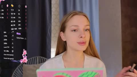 Lilia online show from 11-14-25, 06:23