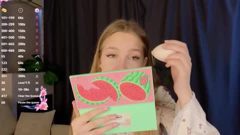 Lilia online show from 11-30-25, 06:17