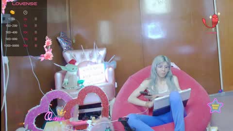 Snapshot of laflakita21 chatting on 05-07-26, 12:05 Skinnygirl online show from 05-07-26, 12:05