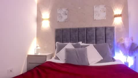 Laia  online show from 03-26-26, 11:49