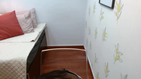 Snapshot of laia_white chatting on 02-06-26, 11:13 Im Leia online show from 02-06-26, 11:13