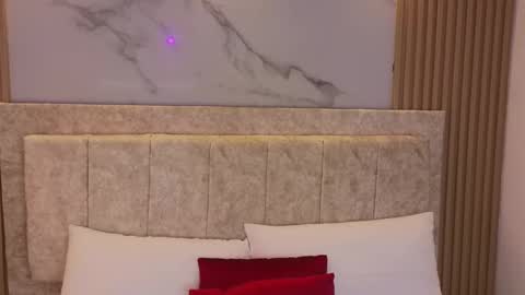 Snapshot of laiamilf chatting on 01-29-25, 09:17 laiamilf online show from 01-29-25, 09:17