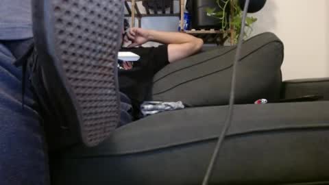 Snapshot of laidback_and_chill chatting on 12-04-24, 04:32 Rick online show from 12-04-24, 04:32